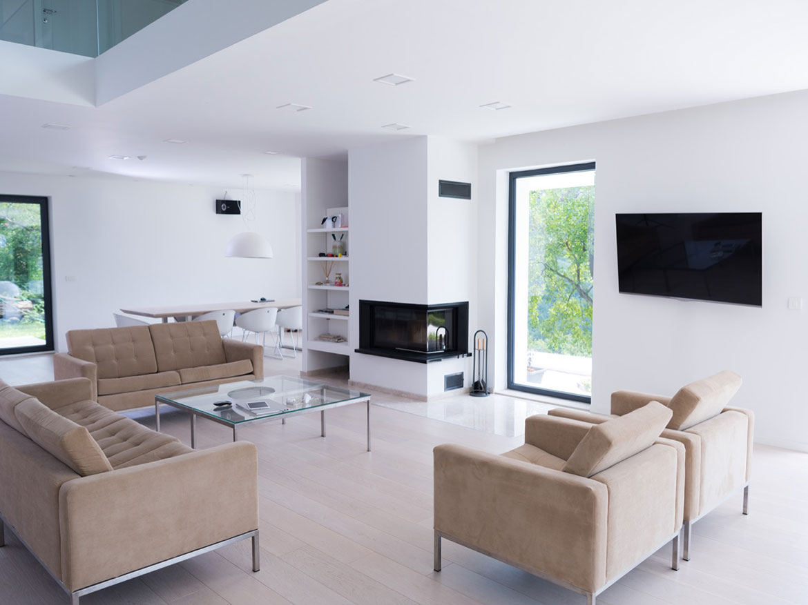 040 Renovated studio